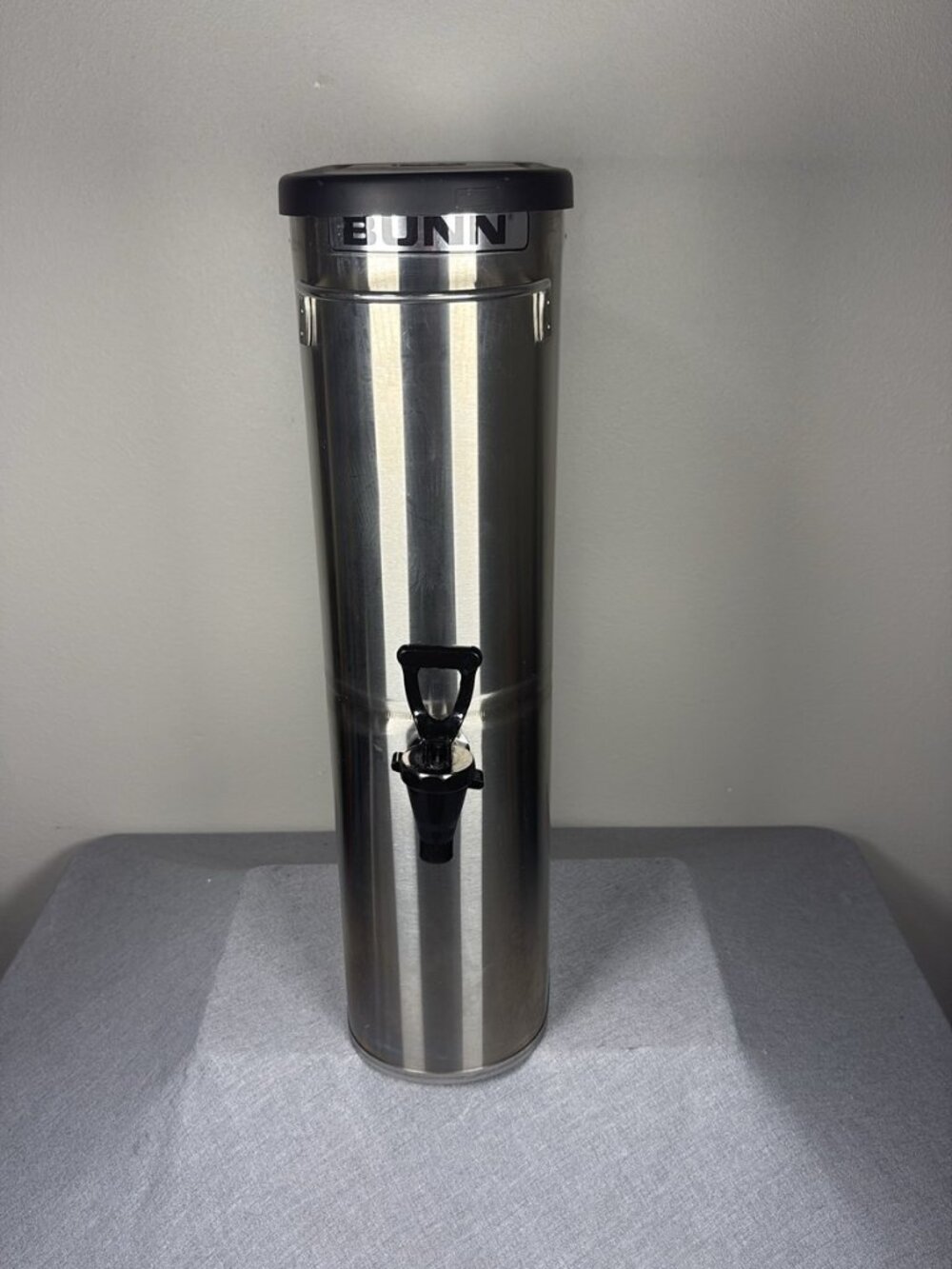 Bunn TDO-N-3.5 Narrow Iced Tea/ Iced Coffee Dispenser 3.5 Gallon Stainless Steel